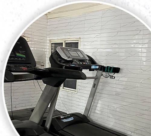 Treadmill in the on-site gym