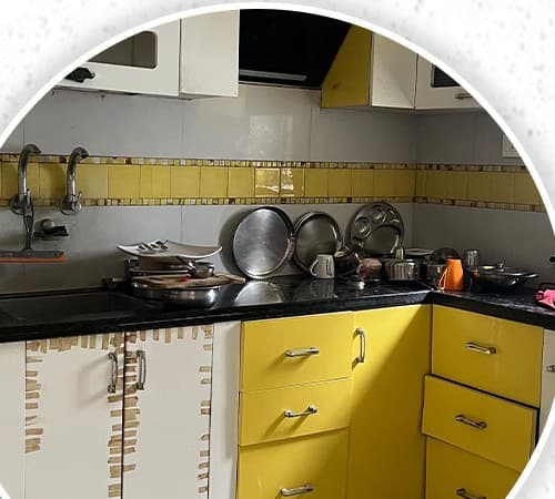 Kitchen counter with utensils in Block B